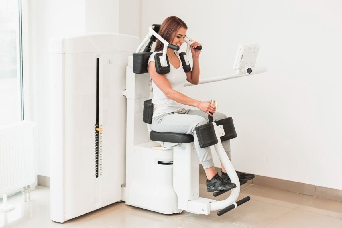 Best Exercise Machine for Bad Knees to Lose Weight