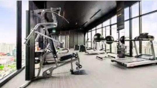 How to Use Exercise Machines at Gym Safely and Effectively